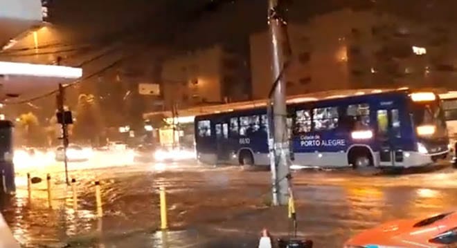 Temporal em Porto Alegre