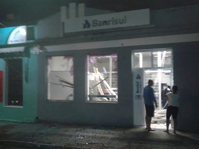 Assalto a bancos na cidade de Mata RS