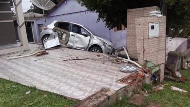 Condutor embriagado invade residência em São Chico