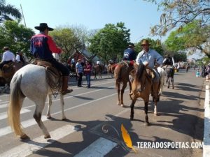 Desfile de encerramento da semana farroupilha