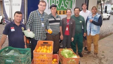 Sesc de Santiago doa alimentos