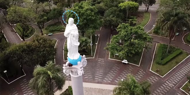 Santiago visto de cima com drone