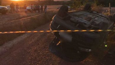 Adolescente é arremessada para fora do carro em Passo Fundo