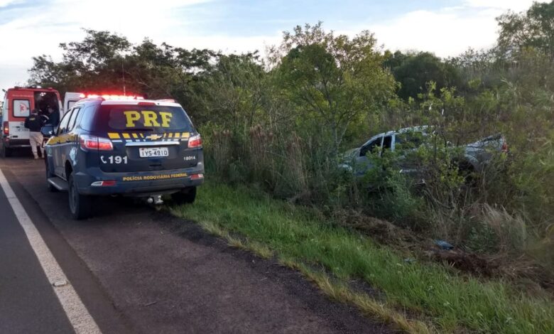 Capotamento deixa três feridos em São Borja